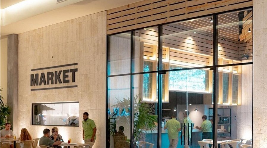 market punta cana3